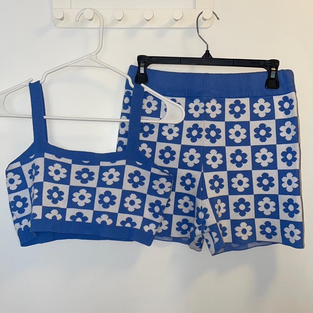 Knit matching set
